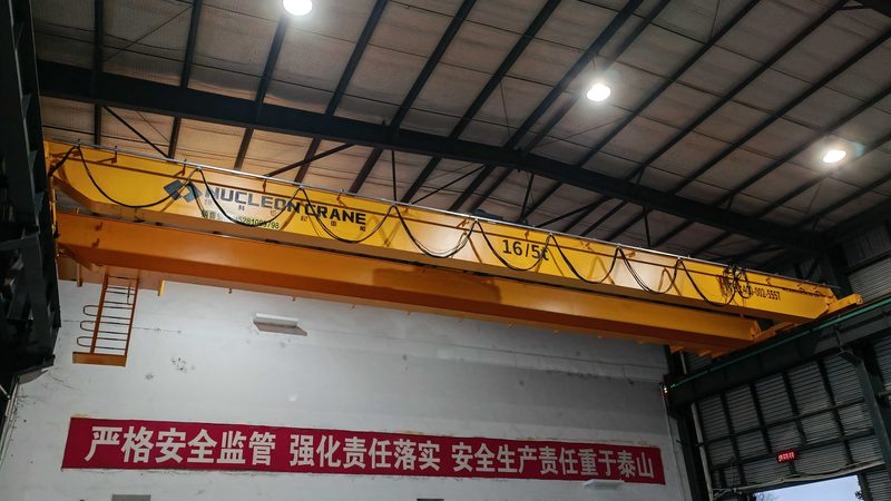 双梁与单梁：起重机的两种结构，有何不同？**